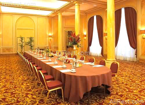 Hotel Le Royal Monceau 43